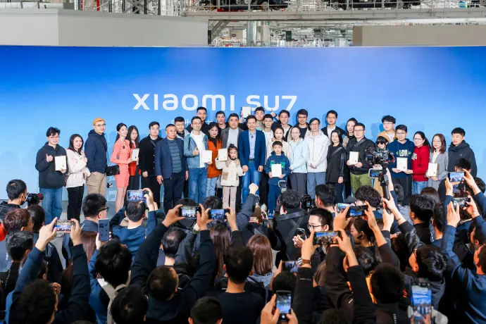 Xiaomi's First Car SU7, Receives Over 40,000 Locked Orders, Pledges to Increase Production