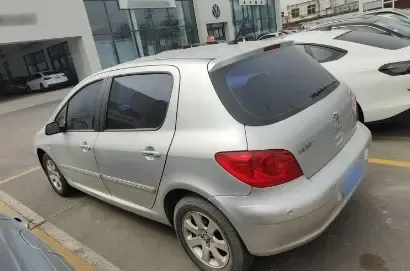 2012 Peugeot 307 1.6L 106HP L4 5MT,autocango,china used car exporter,china ev exporter,chinese used car exporter,chinese used ev exporter