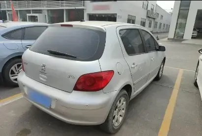 2012 Peugeot 307 1.6L 106HP L4 5MT,autocango,china used car exporter,china ev exporter,chinese used car exporter,chinese used ev exporter