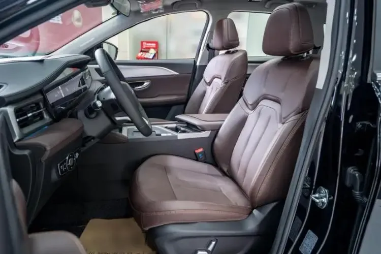 2023 Jetour X90 Plus 1.6T 197HP L4 7DCT,autocango,china used car exporter,china ev exporter,chinese used car exporter,chinese used ev exporter