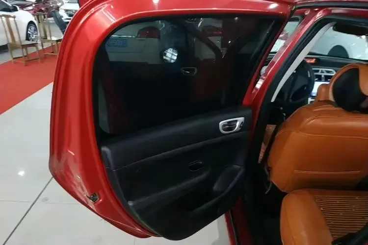 2013 Peugeot 307 1.6L 117HP L4 4AT,autocango,china used car exporter,china ev exporter,chinese used car exporter,chinese used ev exporter