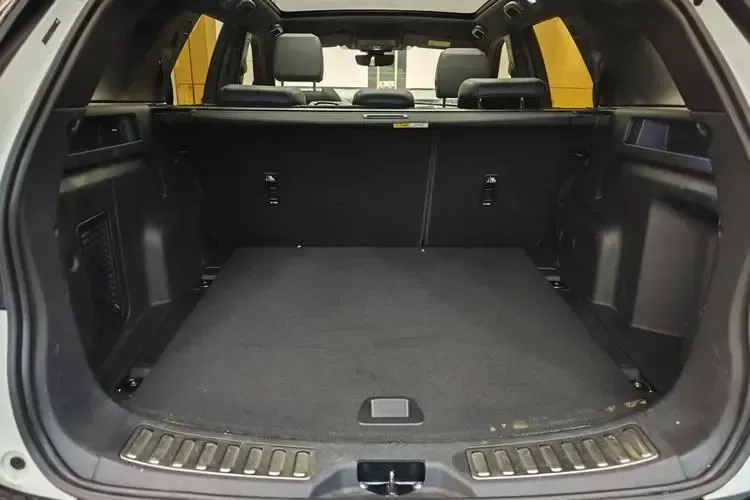 2020 Land Rover Discovery Sport 2.0T 249HP L4 9AT,autocango,china used car exporter,china ev exporter,chinese used car exporter,chinese used ev exporter