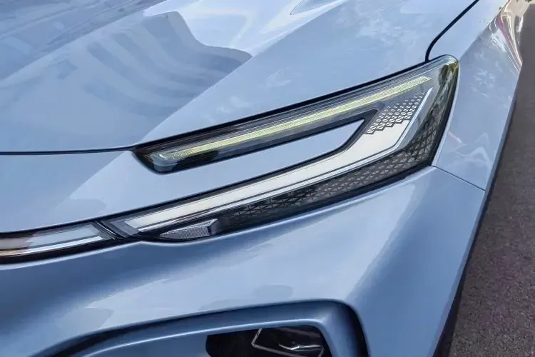 2021 Rising Auto MARVEL R 2AT BEV 69.9KWH,autocango,china used car exporter,china ev exporter,chinese used car exporter,chinese used ev exporter