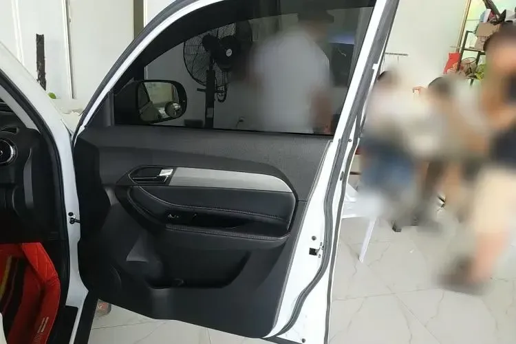 2019 KaiYi X3 1.5L 116HP L4 5MT,autocango,china used car exporter,china ev exporter,chinese used car exporter,chinese used ev exporter