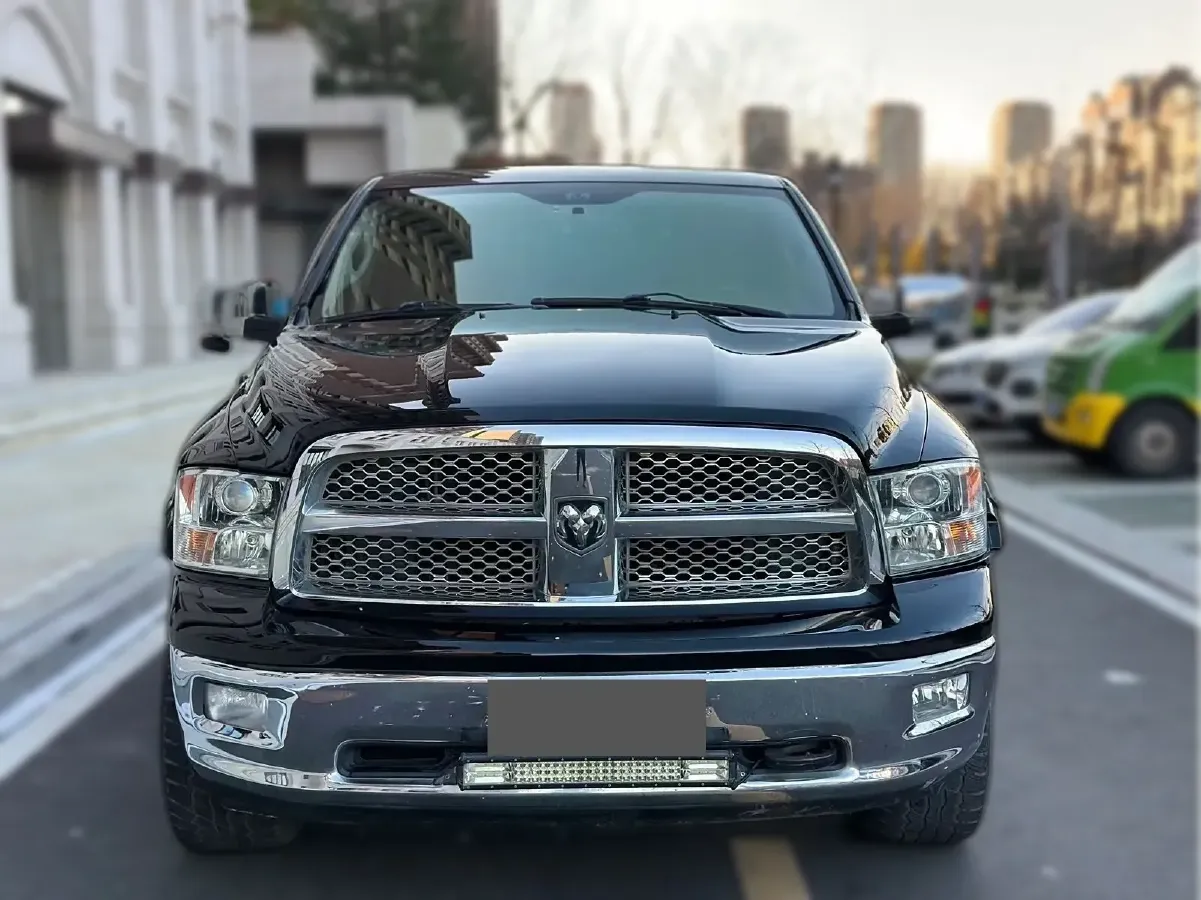 2011 RAM Trucks 5.7L 395HP V8 5AT,autocango,china used car exporter,china ev exporter,chinese used car exporter,chinese used ev exporter