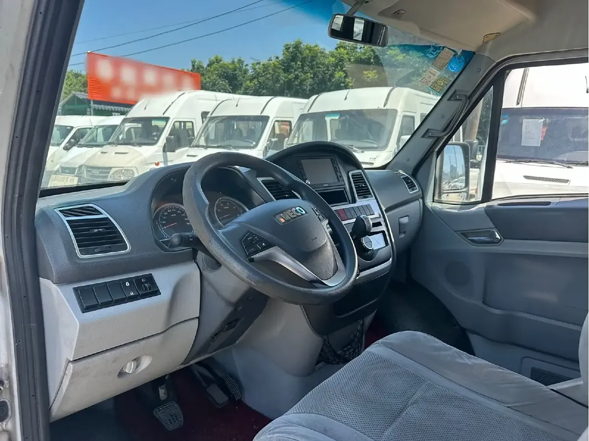 2014 Iveco BaoDi 3.0T 146HP L4 6MT,autocango,china used car exporter,china ev exporter,chinese used car exporter,chinese used ev exporter