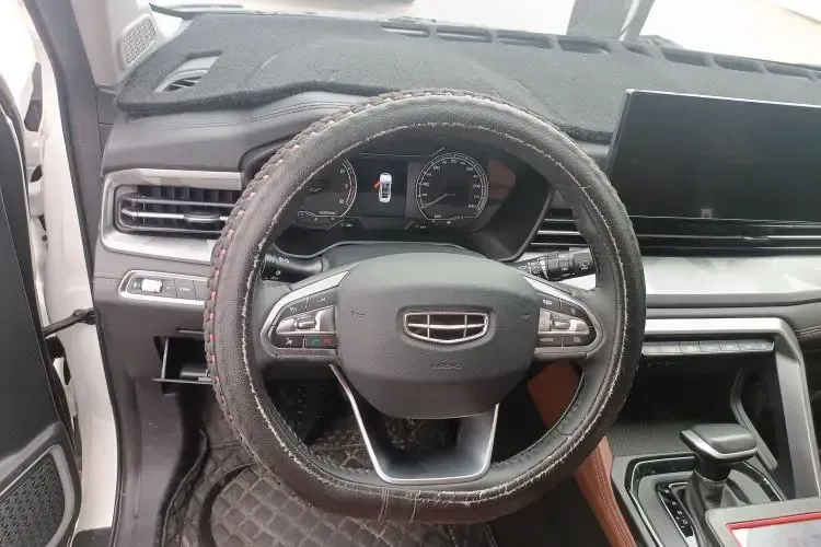 2021 Geely Vision X6 1.4T 141HP L4 6AT,autocango,china used car exporter,china ev exporter,chinese used car exporter,chinese used ev exporter