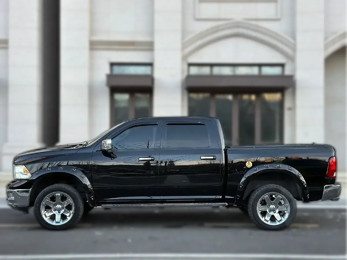 2011 RAM Trucks 5.7L 395HP V8 5AT,autocango,china used car exporter,china ev exporter,chinese used car exporter,chinese used ev exporter