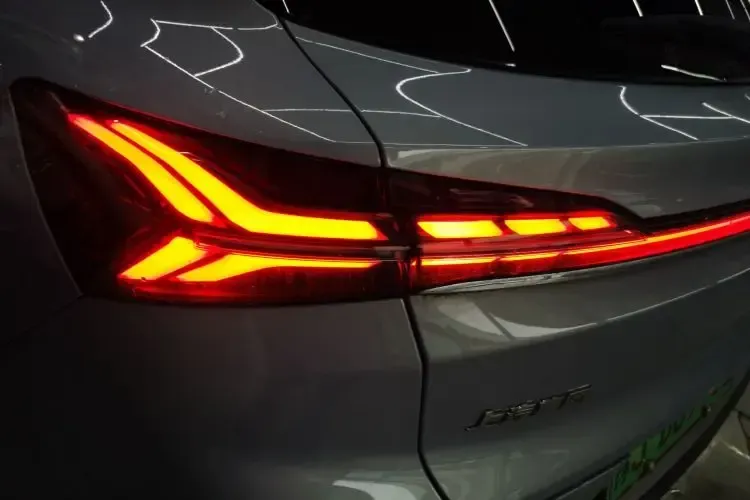 2021 Rising Auto MARVEL R 2AT BEV 69.9KWH,autocango,china used car exporter,china ev exporter,chinese used car exporter,chinese used ev exporter