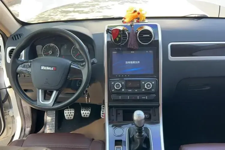 2017 Yema T70 1.5T 156HP L4 5MT,autocango,china used car exporter,china ev exporter,chinese used car exporter,chinese used ev exporter