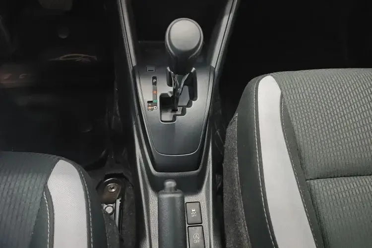 2022 Toyota Yaris L 1.5L 112HP L4 CVT,autocango,china used car exporter,china ev exporter,chinese used car exporter,chinese used ev exporter