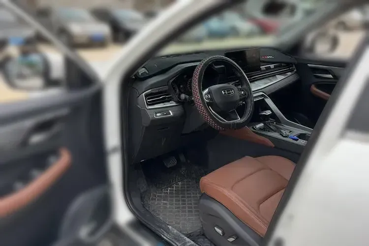 2021 Geely Vision X6 1.4T 141HP L4 6AT,autocango,china used car exporter,china ev exporter,chinese used car exporter,chinese used ev exporter