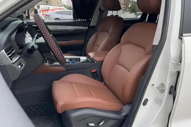 2021 Geely Vision X6 1.4T 141HP L4 6AT,autocango,china used car exporter,china ev exporter,chinese used car exporter,chinese used ev exporter