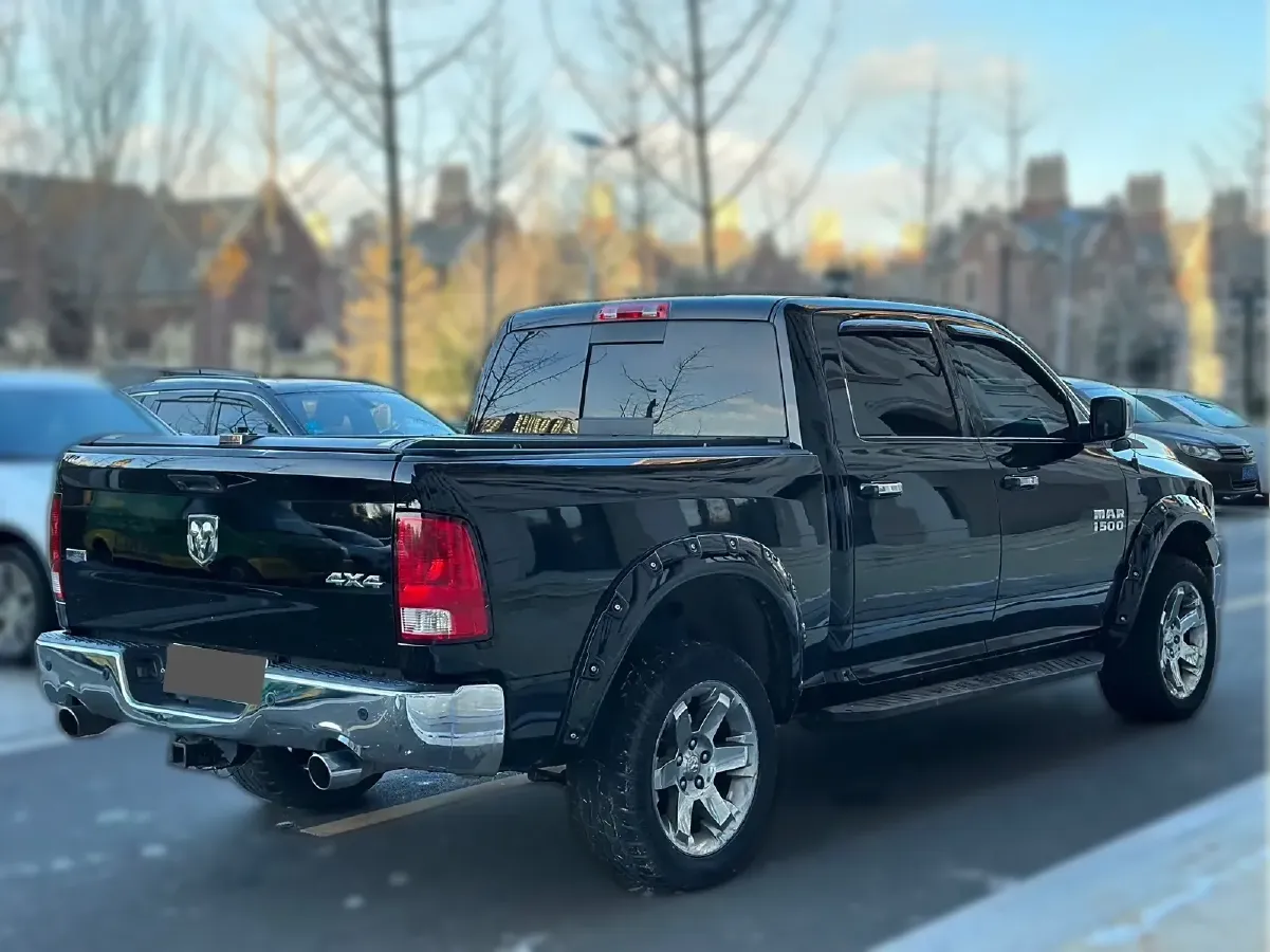 2011 RAM Trucks 5.7L 395HP V8 5AT,autocango,china used car exporter,china ev exporter,chinese used car exporter,chinese used ev exporter