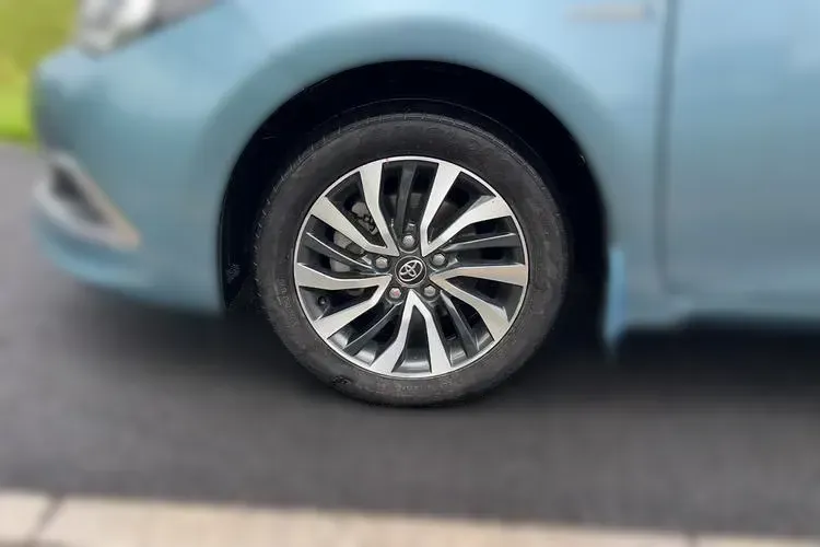 2016 Toyota Corolla 1.8L 99HP L4 E-CVT Hybrid,autocango,china used car exporter,china ev exporter,chinese used car exporter,chinese used ev exporter