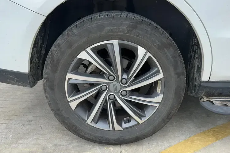 2021 Geely Vision X6 1.4T 141HP L4 6AT,autocango,china used car exporter,china ev exporter,chinese used car exporter,chinese used ev exporter