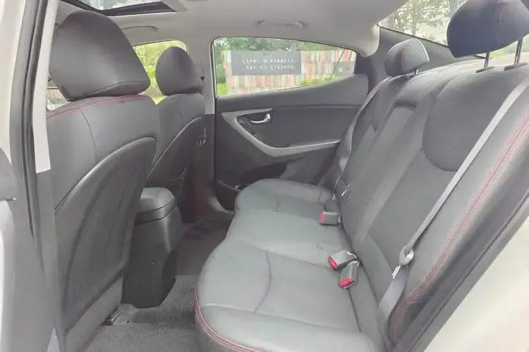 2016 Hyundai Elantra 1.6L 128HP L4 6AT,autocango,china used car exporter,china ev exporter,chinese used car exporter,chinese used ev exporter