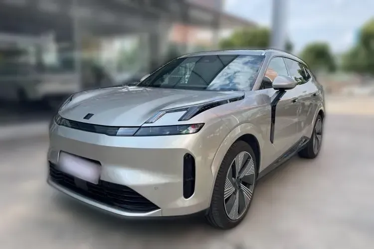 2023 LYNK&CO 08 New Energy 1.5T 163HP L4 3DHT PHEV 21.2KWH,autocango,china used car exporter,china ev exporter,chinese used car exporter,chinese used ev exporter