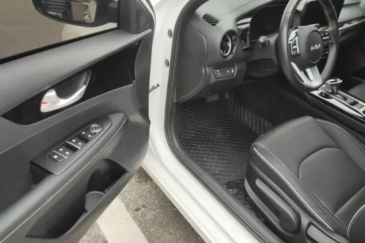 2023 Kia K3 1.5L 115HP L4 CVT,autocango,china used car exporter,china ev exporter,chinese used car exporter,chinese used ev exporter