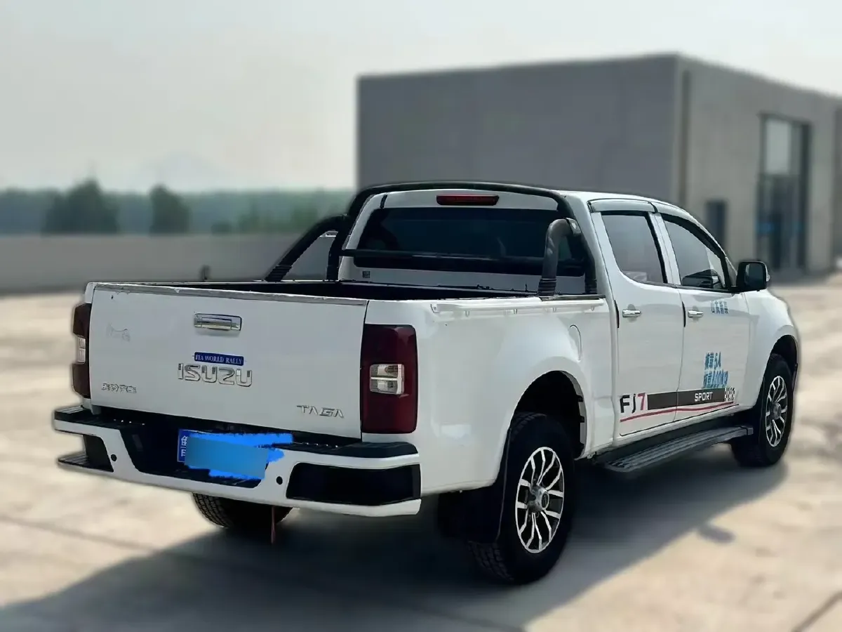 2021 Isuzu Taga 3.0T 143HP L4 5MT,autocango,china used car exporter,china ev exporter,chinese used car exporter,chinese used ev exporter