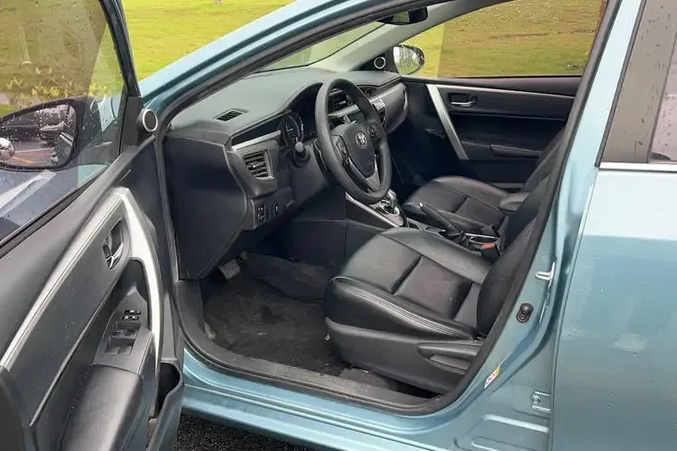 2016 Toyota Corolla 1.8L 99HP L4 E-CVT Hybrid,autocango,china used car exporter,china ev exporter,chinese used car exporter,chinese used ev exporter