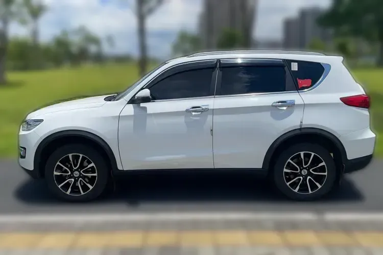 2019 KaiYi X3 1.5L 116HP L4 5MT,autocango,china used car exporter,china ev exporter,chinese used car exporter,chinese used ev exporter