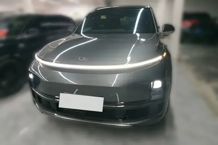 2023 Li L8 Range Extended 154HP REEV 40.9KWH,autocango,china used car exporter,china ev exporter,chinese used car exporter,chinese used ev exporter
