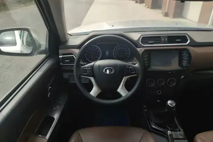 2017 Great Wall Wingle 6 2.4L 122HP L4 5MT,autocango,china used car exporter,china ev exporter,chinese used car exporter,chinese used ev exporter