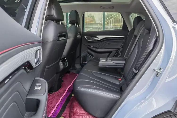 2021 Rising Auto MARVEL R 2AT BEV 69.9KWH,autocango,china used car exporter,china ev exporter,chinese used car exporter,chinese used ev exporter