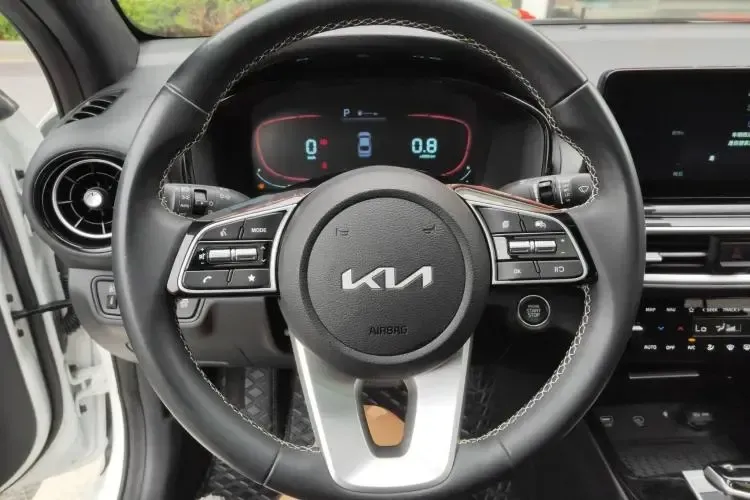 2023 Kia K3 1.5L 115HP L4 CVT,autocango,china used car exporter,china ev exporter,chinese used car exporter,chinese used ev exporter