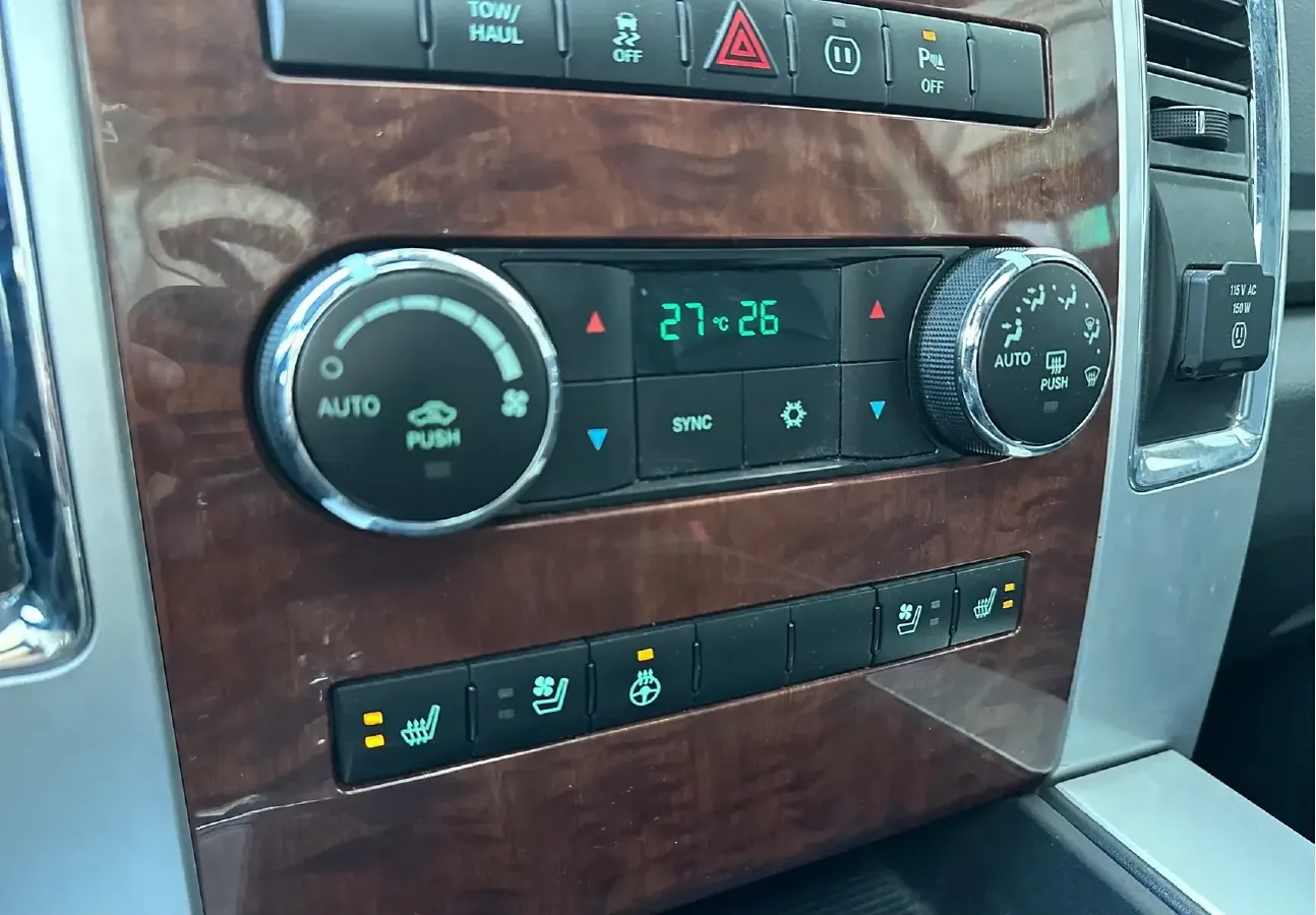 2011 RAM Trucks 5.7L 395HP V8 5AT,autocango,china used car exporter,china ev exporter,chinese used car exporter,chinese used ev exporter