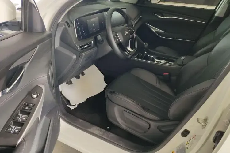 2021 ChangAn CS75 Plus 1.5T 178HP L4 6MT,autocango,china used car exporter,china ev exporter,chinese used car exporter,chinese used ev exporter