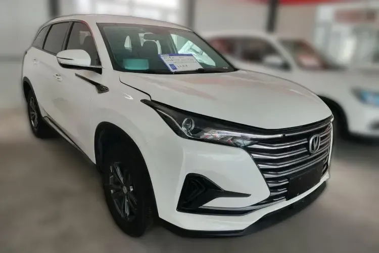2021 ChangAn CS75 Plus 1.5T 178HP L4 6MT,autocango,china used car exporter,china ev exporter,chinese used car exporter,chinese used ev exporter