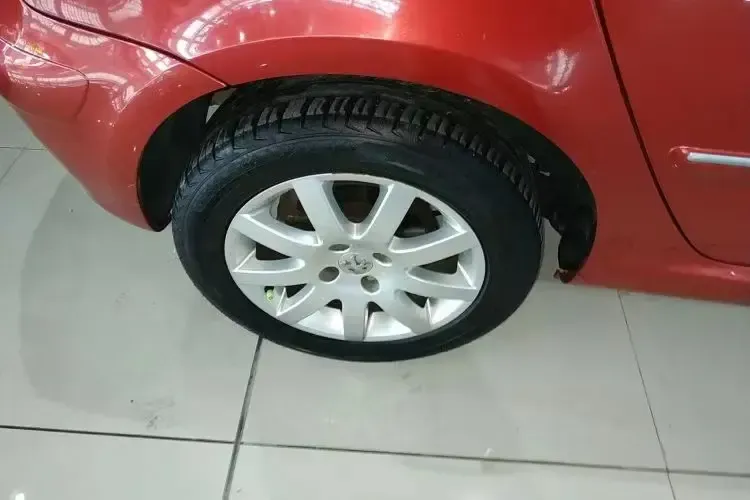 2013 Peugeot 307 1.6L 117HP L4 4AT,autocango,china used car exporter,china ev exporter,chinese used car exporter,chinese used ev exporter