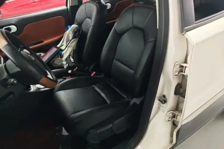 2015 MG 3SW 1.5L 109HP L4 5AMT,autocango,china used car exporter,china ev exporter,chinese used car exporter,chinese used ev exporter