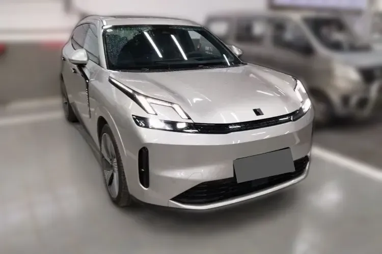 2023 LYNK&CO 08 New Energy 1.5T 163HP L4 3DHT PHEV 21.2KWH,autocango,china used car exporter,china ev exporter,chinese used car exporter,chinese used ev exporter