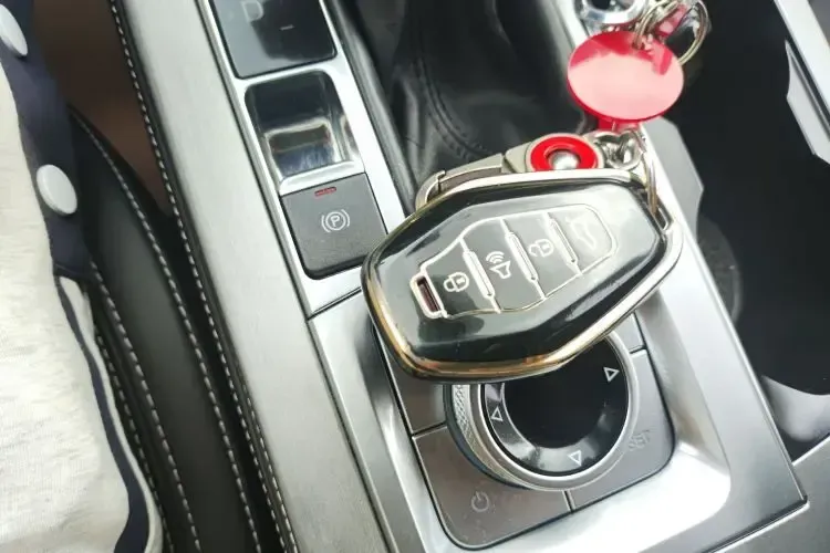 2021 Jetour X70 Plus 1.5T 156HP L4 6DCT,autocango,china used car exporter,china ev exporter,chinese used car exporter,chinese used ev exporter