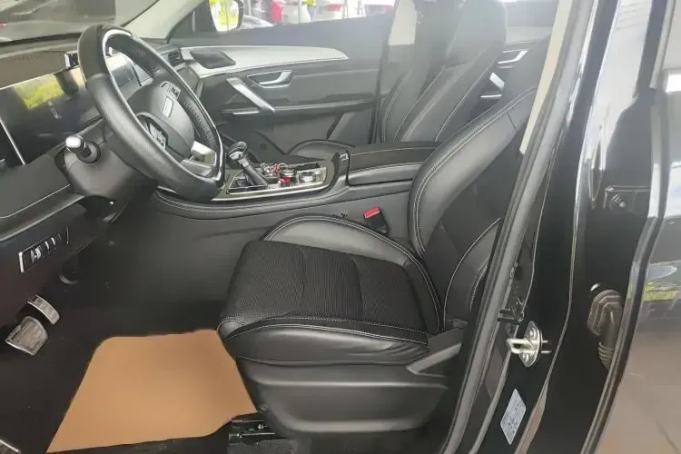 2021 Jetour X70 Plus 1.5T 156HP L4 6DCT,autocango,china used car exporter,china ev exporter,chinese used car exporter,chinese used ev exporter