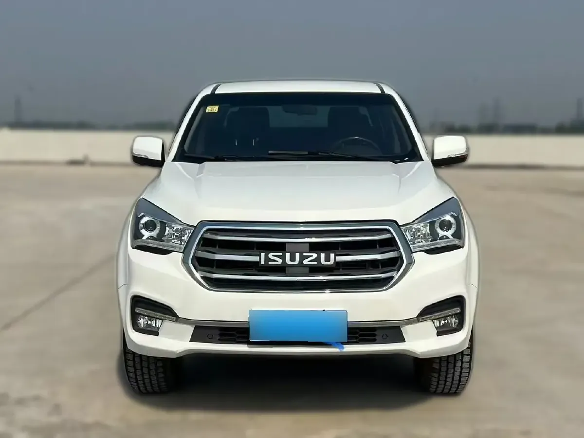 2021 Isuzu Taga 3.0T 143HP L4 5MT,autocango,china used car exporter,china ev exporter,chinese used car exporter,chinese used ev exporter
