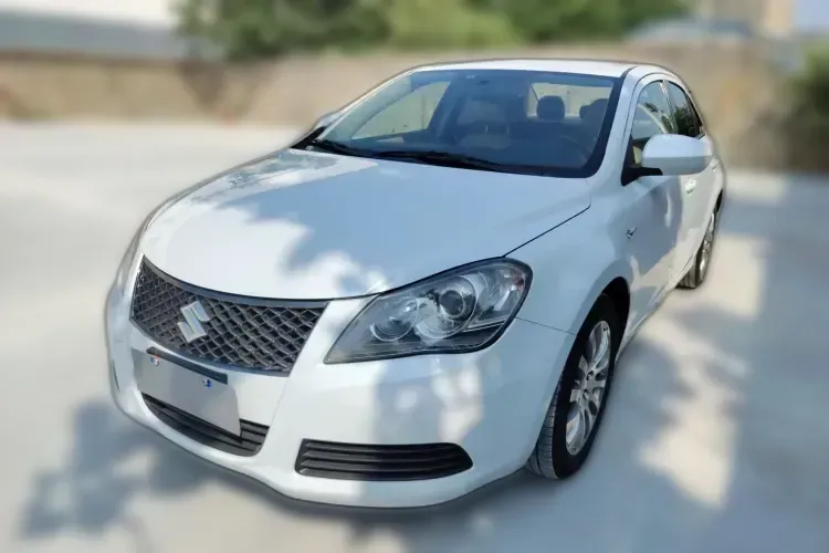 2011 Suzuki Kizashi 2.4L 178HP L4 CVT,autocango,china used car exporter,china ev exporter,chinese used car exporter,chinese used ev exporter