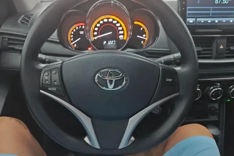 2022 Toyota Yaris L 1.5L 112HP L4 CVT,autocango,china used car exporter,china ev exporter,chinese used car exporter,chinese used ev exporter