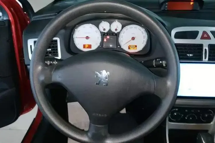 2013 Peugeot 307 1.6L 117HP L4 4AT,autocango,china used car exporter,china ev exporter,chinese used car exporter,chinese used ev exporter