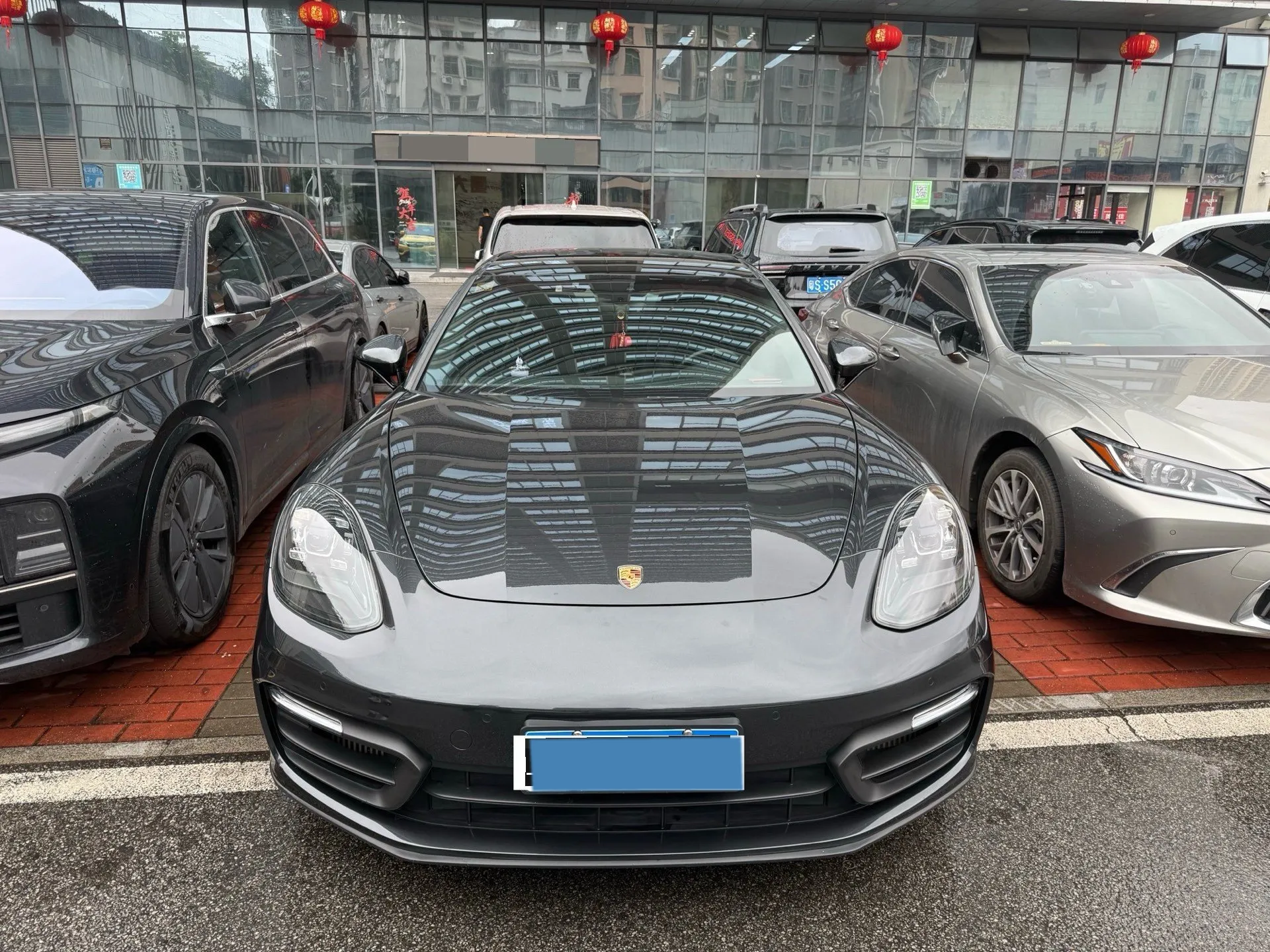 Porsche Panamera 4 Executive