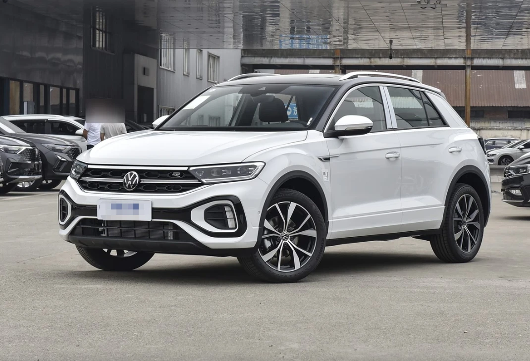 2025 Volkswagen T-Roc 1.5T 160HP L4 7DCT