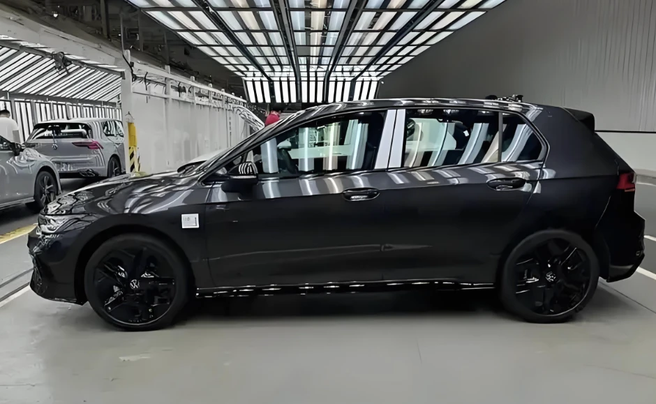 2025 Volkswagen Golf 1.5T 160HP L4 7DCT