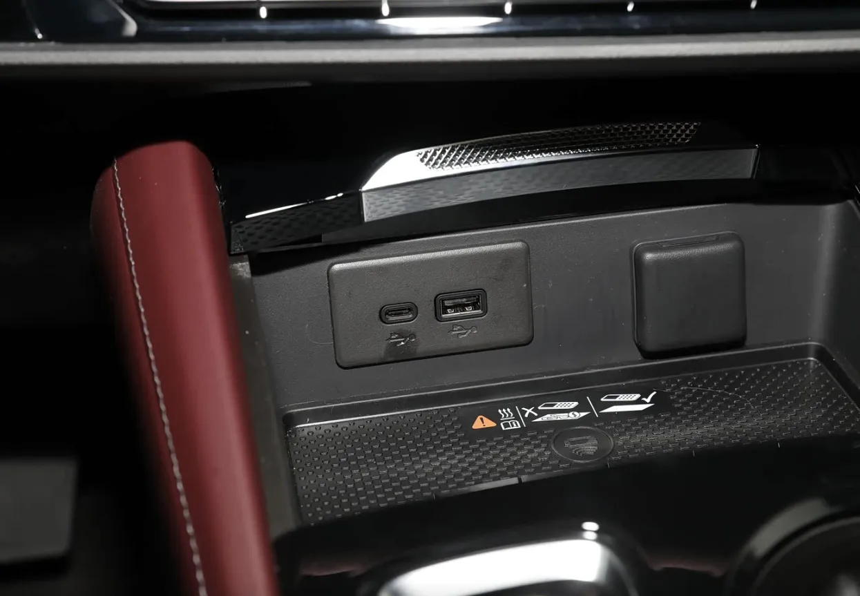 2026 Buick EnvisionPlus 2.0T 237HP L4 9AT,autocango,china used car exporter,china ev exporter,chinese used car exporter,chinese used ev exporter