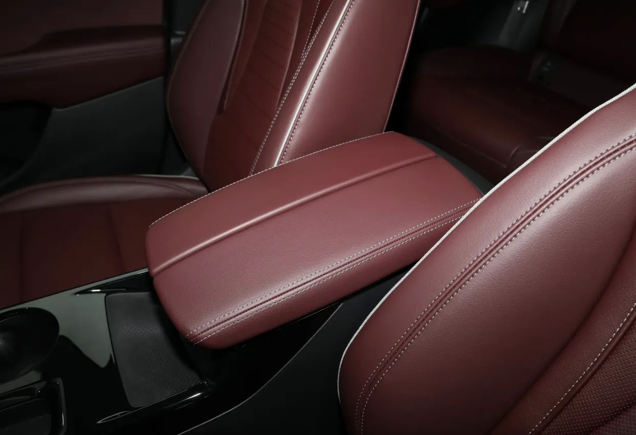 2026 Buick EnvisionPlus 2.0T 237HP L4 9AT,autocango,china used car exporter,china ev exporter,chinese used car exporter,chinese used ev exporter