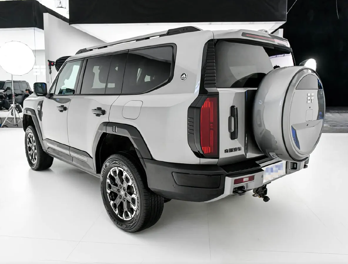 2025 Jetour Zongheng G700 2.0T 211HP L4 2DHT PHEV,autocango,china used car exporter,china ev exporter,chinese used car exporter,chinese used ev exporter