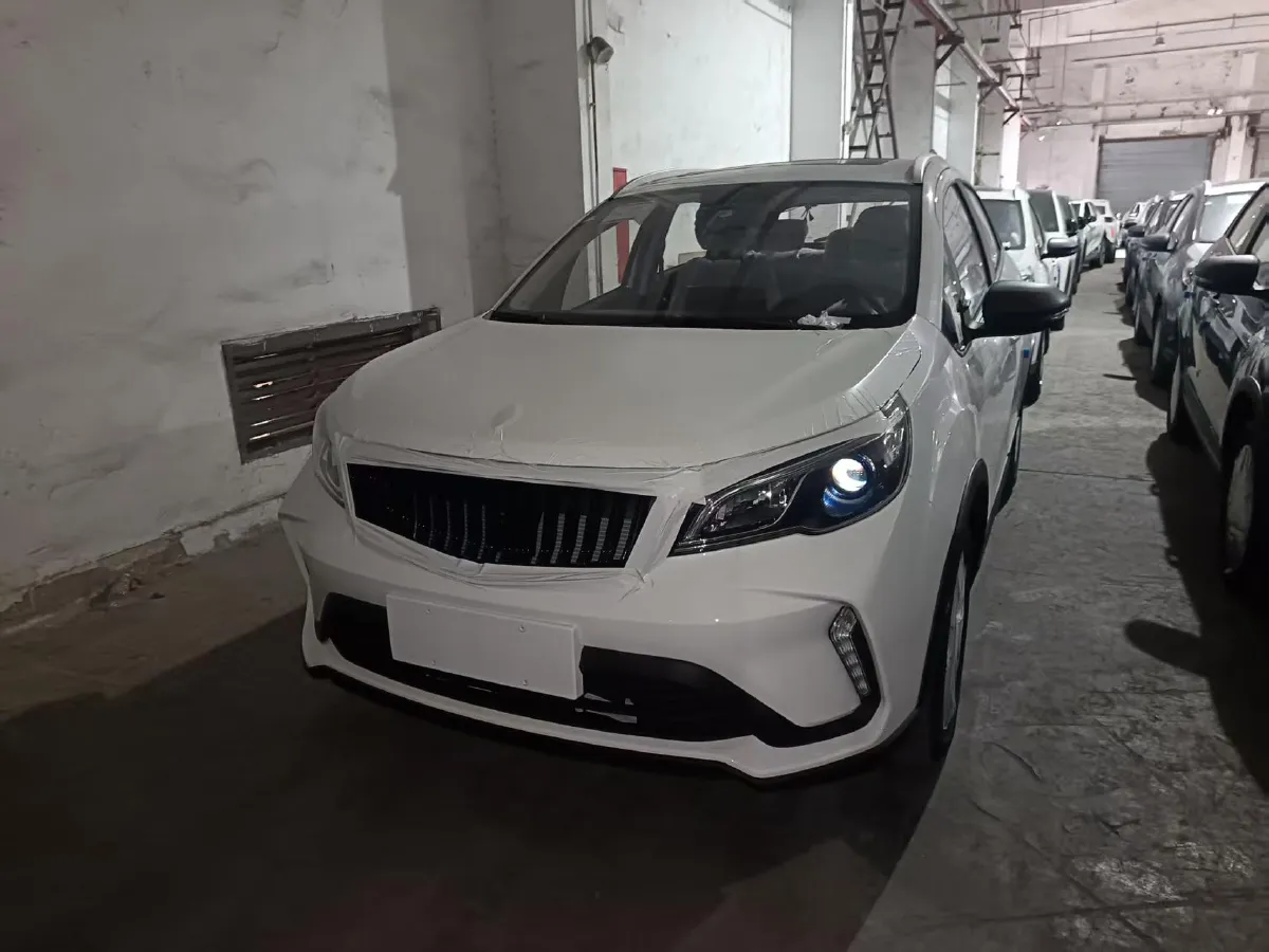 2024 Livan X3 PRO 1.5L 113HP L4 CVT,autocango,china used car exporter,china ev exporter,chinese used car exporter,chinese used ev exporter