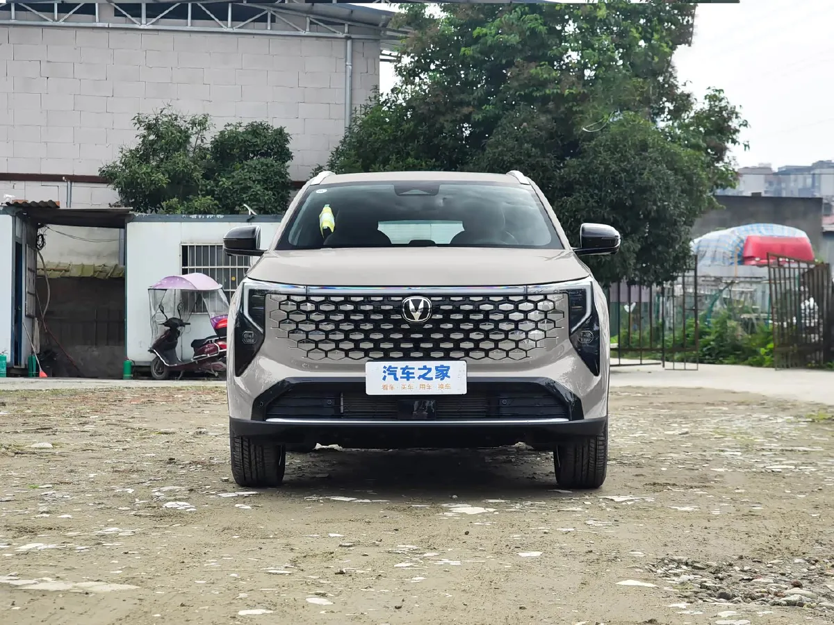 2026 ChangAn CS55PLUS PHEV 1.5L 98HP L4 E-CVT PHEV,autocango,china used car exporter,china ev exporter,chinese used car exporter,chinese used ev exporter